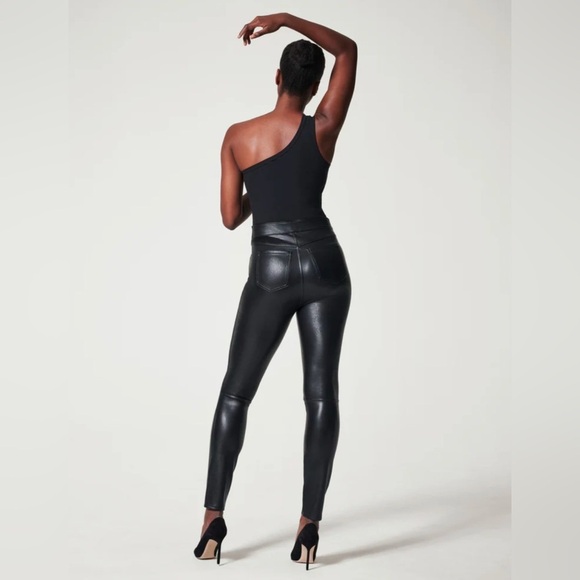 NWOT Spanx Leather Like Skinny Ankle Pant Medium Item# 8M - Picture 5 of 11